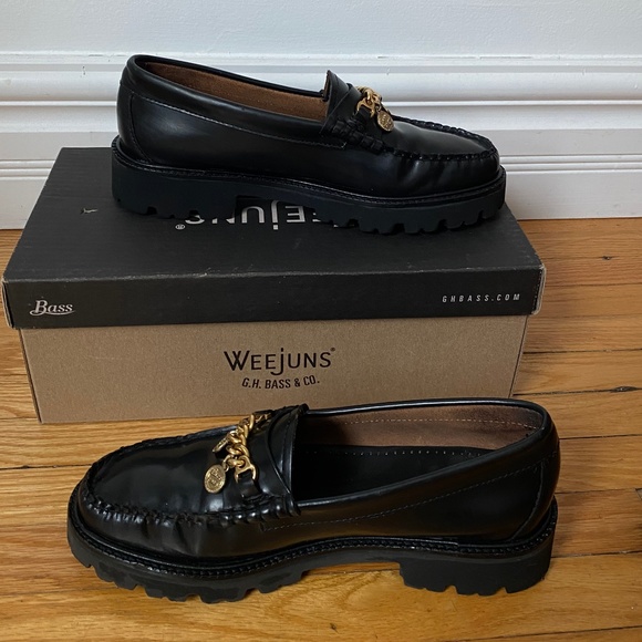 G.H. Bass Weejuns Charm Super-Lug Loafer - Picture 3 of 5